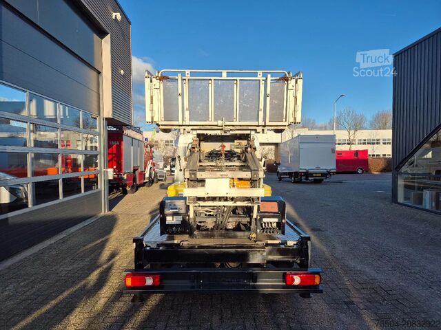 Hefplatform Iveco Daily 35S14/ Ladderlift 26m/ Leiterlift / Umzug...