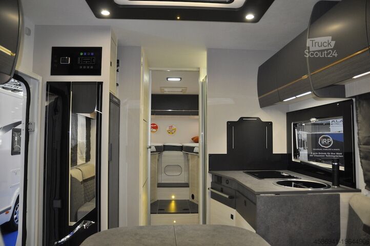 Félintegrált lakóautó Chausson 777