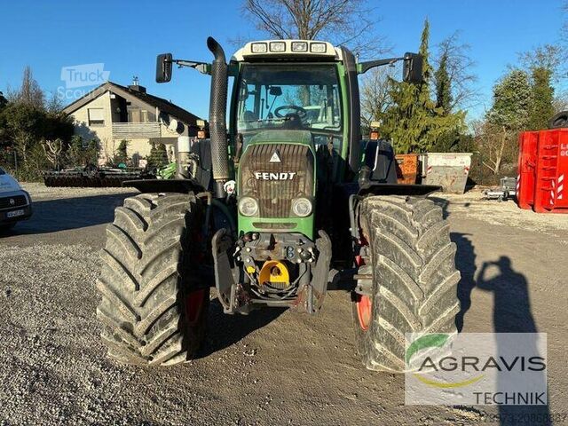 Tractor Fendt 820 VARIO