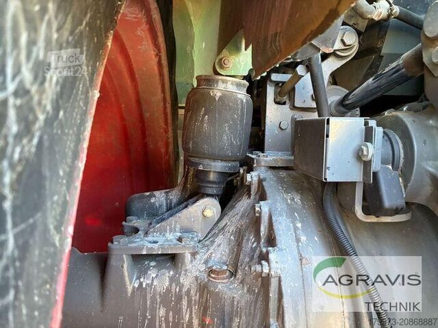 Tractor Fendt 820 VARIO