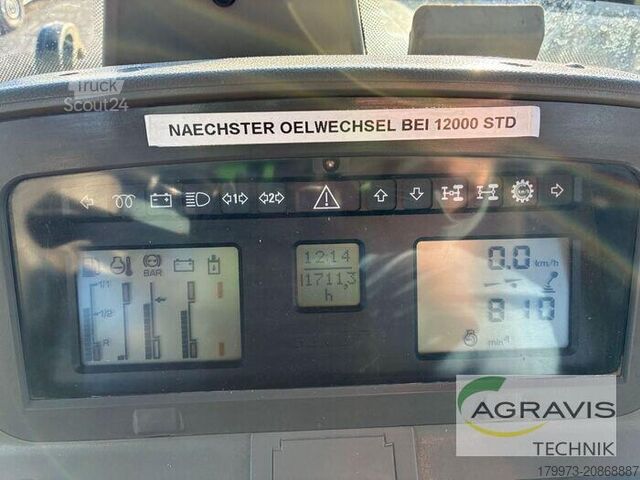 Tractor Fendt 820 VARIO