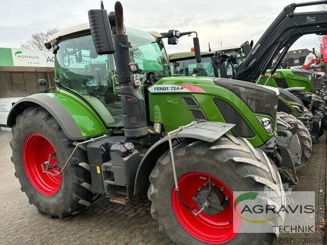 Tractor Fendt 724 VARIO S4