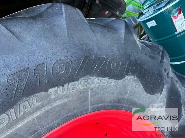 Tractor Fendt 724 VARIO S4