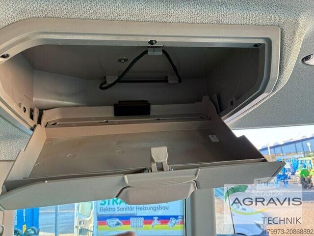 Tractor Fendt 724 VARIO S4