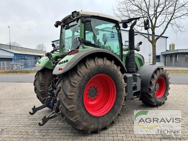 Tractor Fendt 720 VARIO S4 Profi Plus