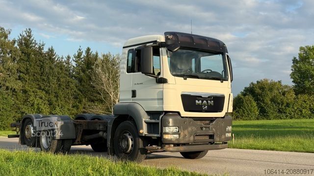 Chasis de camión MAN TGS 26.440