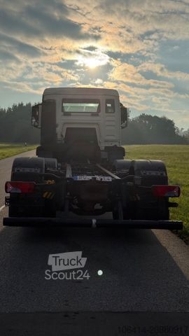 Chasis de camión MAN TGS 26.440