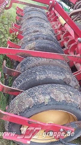 Semoir Väderstad Rapid RD 800 F