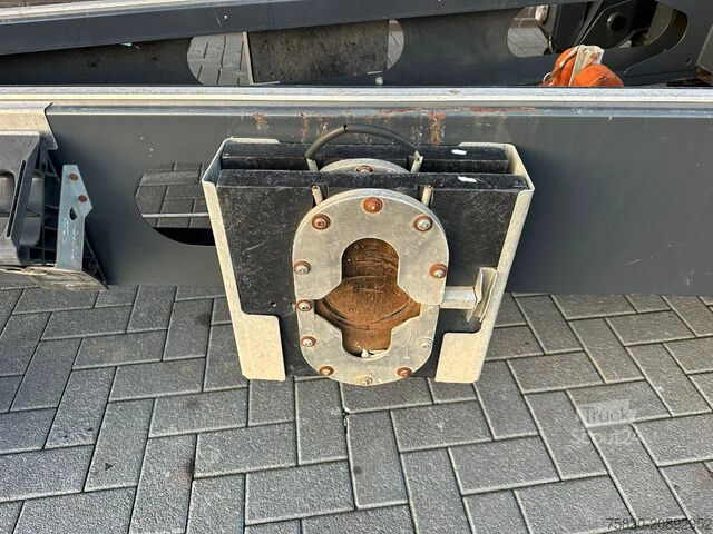 All-Terrain-Kran Böcker AHK 34/1800 MONTAGE KRAAN/KRAN/GRUA /CRANE