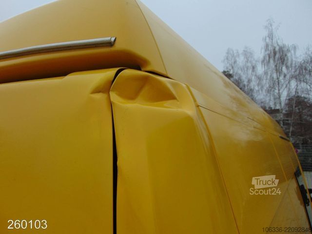 Ван с висока покривка RENAULT Master 2.3 dCi 135 L3H3 -Kamera-