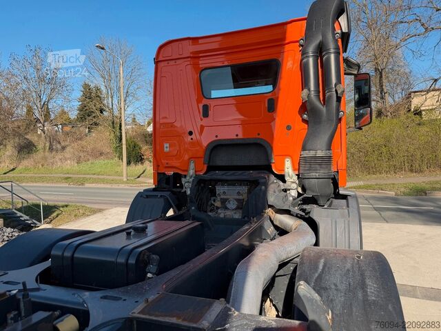 Camion ribaltabile trilaterale MERCEDES-BENZ Arocs 4142 8x4 MEILLER Kipper Bordmatik