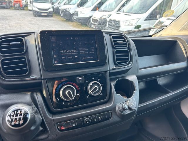 Laatikkoauto FIAT Ducato  Koffer+LBW*Navi*Klima*Kamera*140PS*Top*