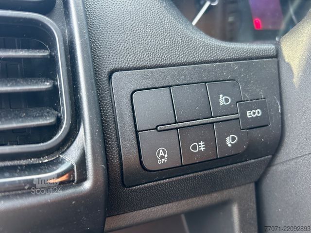 Laatikkoauto FIAT Ducato  Koffer+LBW*Navi*Klima*Kamera*140PS*Top*