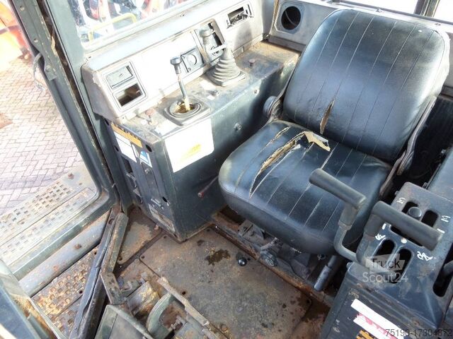 Stroj za izravnavo Komatsu D85P-21