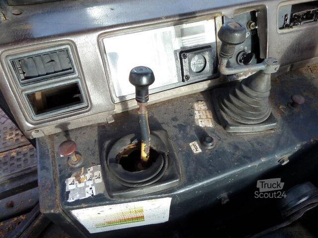 Stroj za izravnavo Komatsu D85P-21