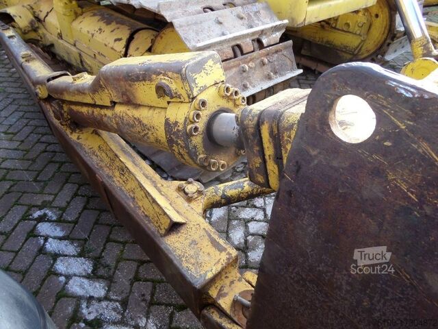 Stroj za izravnavo Komatsu D85P-21