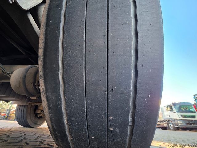 Åben sættevogn med presenning SCHMITZ CARGOBULL SCS 24/L - 13.62 EB / Lift / EDSCHA/Stapleraufn.