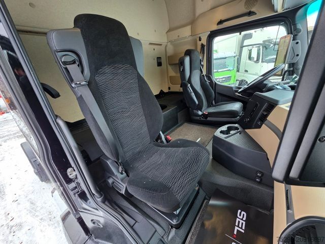 Standarta vilcējs MERCEDES-BENZ Actros 1853 / Retarder / Kipphydraulik / PTO /6E