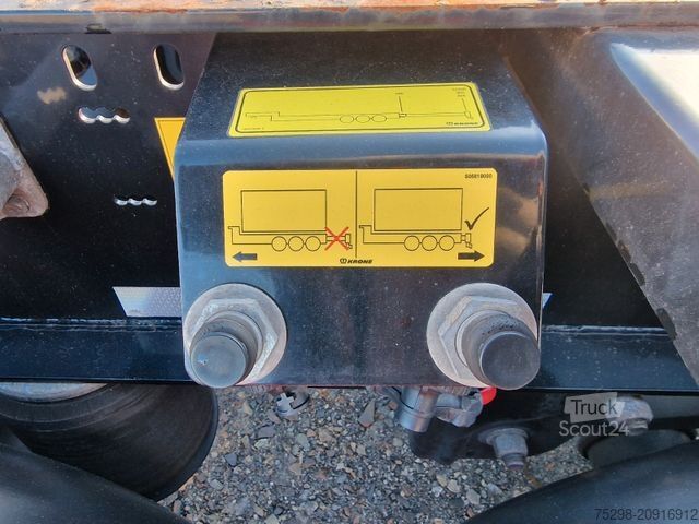 Ημιρυμουλκούμενο εναλλάξιμου αμαξώματος KRONE SD / Liftachse / 11.035-12.640