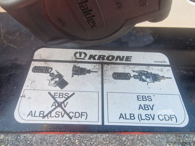 Ημιρυμουλκούμενο εναλλάξιμου αμαξώματος KRONE SD / Liftachse / 11.035-12.640