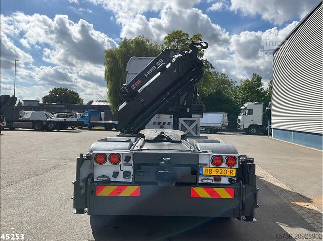 معيار SZM Mercedes-Benz Arocs 3253 8x4 Hiab 105 Tonmeter laadkraan