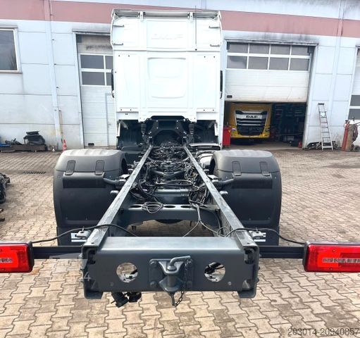 Lastbilchassi DAF XF 410 FA    Fahrgestell