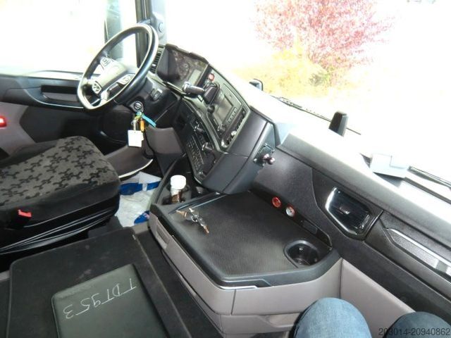 Стандартний тягач SCANIA R450  Retarder