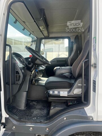 Kühlkoffer-LKW MAN MAN TGL 12.220 Kühlkoffer Carrier Supra 1250 LBW