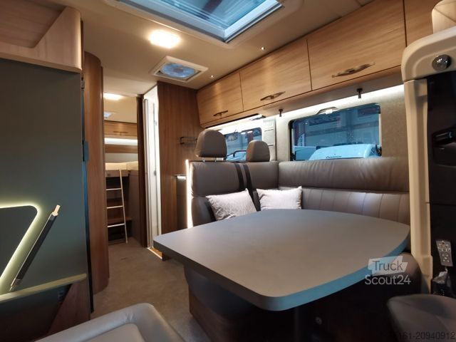 Pusiau integruotas kemperis EURAMOBIL PROFILA T 726 EB /- 2026 - / GOLD - LEVEL  PAKET