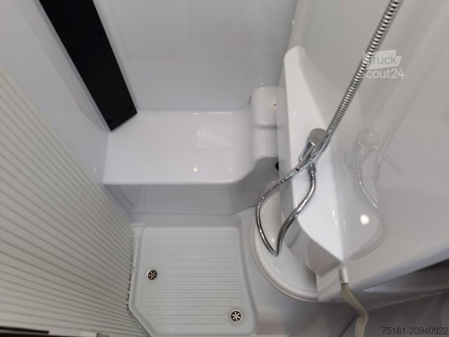 Polintegriran avtodom CHAUSSON 627 TITANIUM /-2026-/ EINZELBETTEN / 4.1T. / AHK