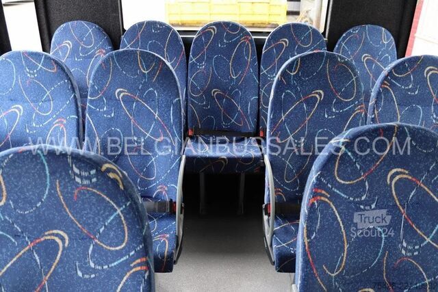 Minibús Iveco Mobi / 8.6m / Euro 6 / 33pl. / Automatic