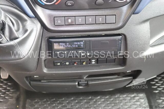 Kleinbus Iveco Mobi / 8.6m / Euro 6 / 33pl. / Automatic / Vand...
