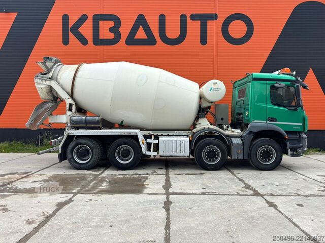 Смеситель Mercedes-Benz Actros 3246 8x4 STETTER 9 m3
