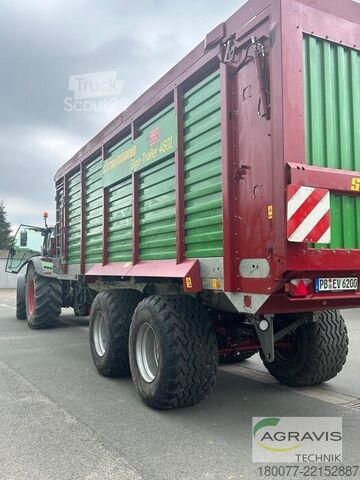 Reboque forrageiro Strautmann GIGA TRAILER 4601 DO