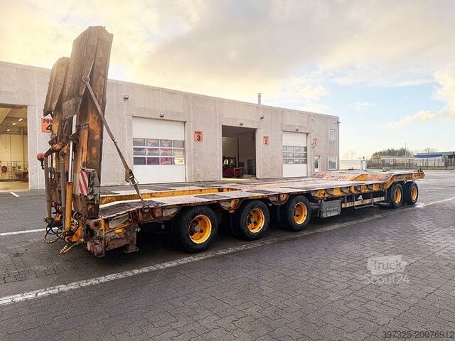 Remorca platformei Goldhofer Plant trailer / Baumaschinenanhänger / Maskinanhæn