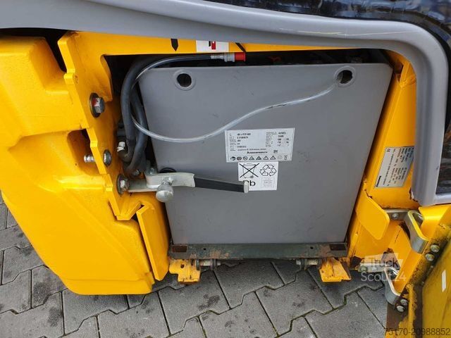 Челен мотокар JUNGHEINRICH EFG 215 / Triplex 4.25m / SS / nur 1.680h / 2021