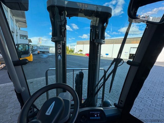 Челен мотокар JUNGHEINRICH EFG 215 / Triplex: 4.25m! / SS / nur 2.865h!