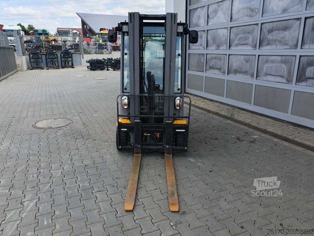 Челен мотокар JUNGHEINRICH EFG 215 / Triplex: 4.25m! / SS / nur 1.368h!