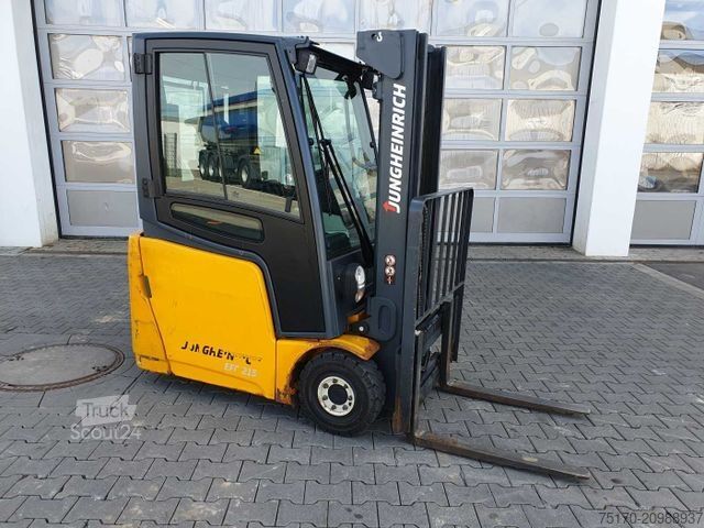 Челен мотокар JUNGHEINRICH EFG 215 / Triplex: 4.35m! / SS / nur 2.054h!