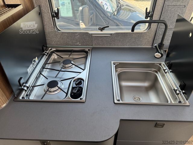 Half-integraal camper EURAMOBIL Profila T 726 QF Luminary -S SAT/SOLAR/VeloSlide