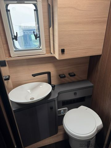 Half-integraal camper EURAMOBIL Profila T 726 QF Luminary -S SAT/SOLAR/VeloSlide