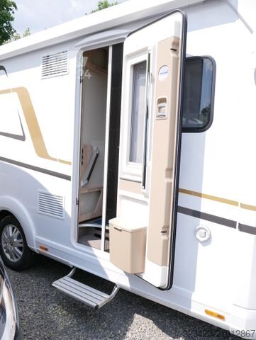 Half-integraal camper EURAMOBIL Profila T 726 QF Luminary -S SAT/SOLAR/VeloSlide