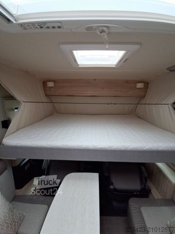 Camping-car intégral EURAMOBIL Integra Line IL 720 EF Solar/Dachklima/Mark/Navi