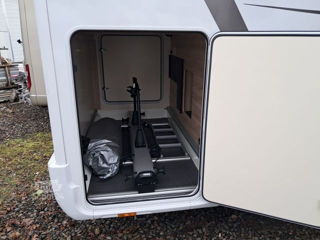 Camping-car intégral EURAMOBIL Integra Line IL 720 EF Solar/Dachklima/Mark/Navi