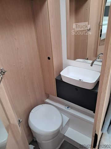 Camping-car semi-intégré SUNLIGHT Adventure T Ford 680 TV/SAT/Navi/Solar/Markise