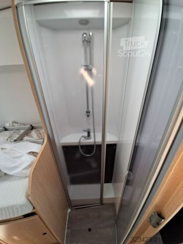 Camping-car semi-intégré SUNLIGHT Adventure T Ford 680 TV/SAT/Navi/Solar/Markise