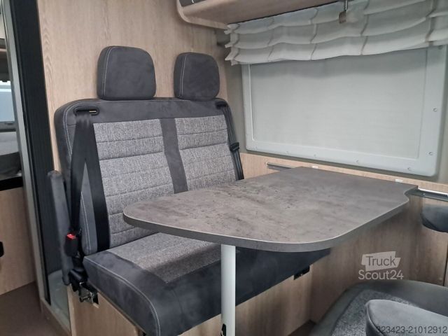 Camping-car PÖSSL Summit 600 Fiat 180 PS Mark./AHK/Navi/Solar