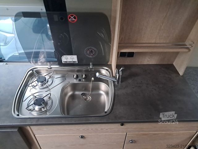 Camping-car PÖSSL Summit 600 Fiat 180 PS Mark./AHK/Navi/Solar