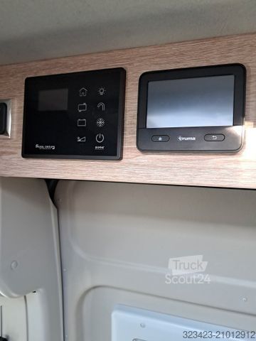 Camping-car PÖSSL Summit 600 Fiat 180 PS Mark./AHK/Navi/Solar