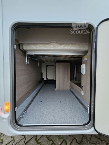 Half-integraal camper BÜRSTNER Lineo T 700 *Automatik*Navi/RFK*Solar*Markise*